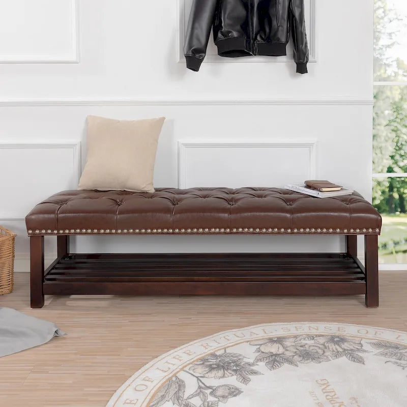 Banc de bout de lit capitonné avec garniture cloutée et étagère de rangement