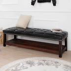 Banc de bout de lit capitonné avec garniture cloutée et étagère de rangement
