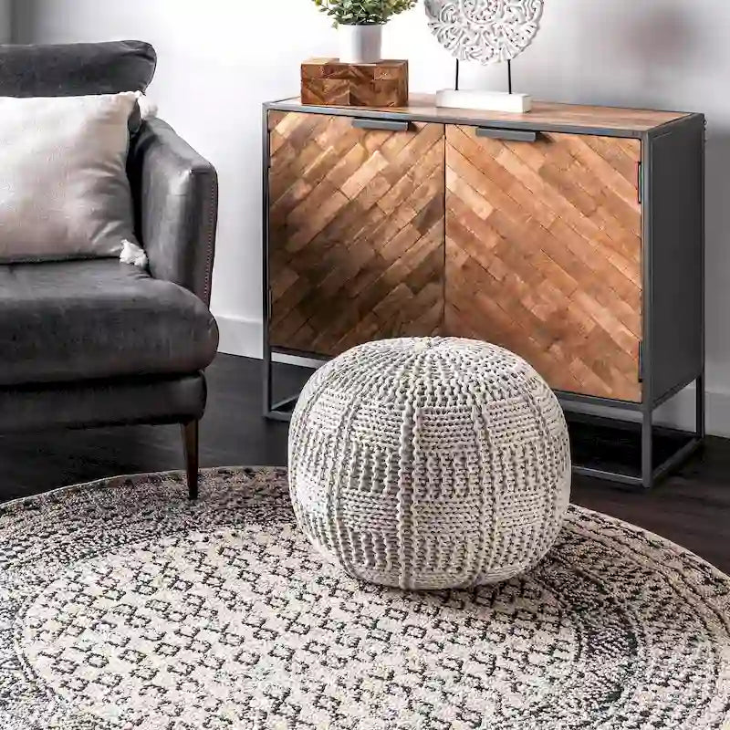 Pouf en coton tricoté décontracté avec motif tressé