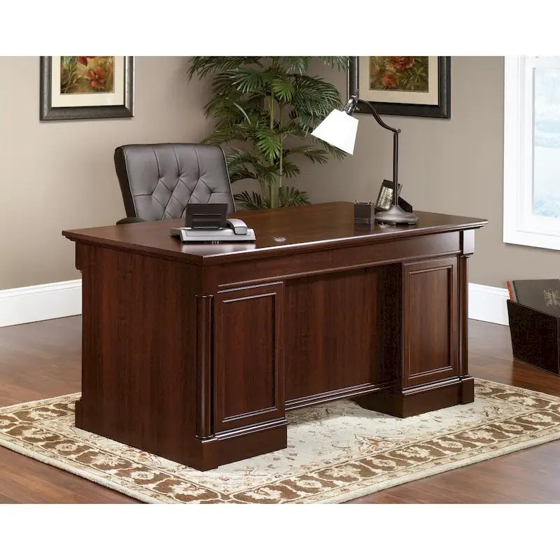 Bureau de direction avec grande surface de travail