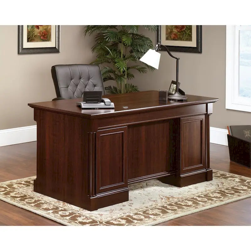 Bureau de direction avec grande surface de travail