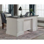 Bureau de direction avec grande surface de travail