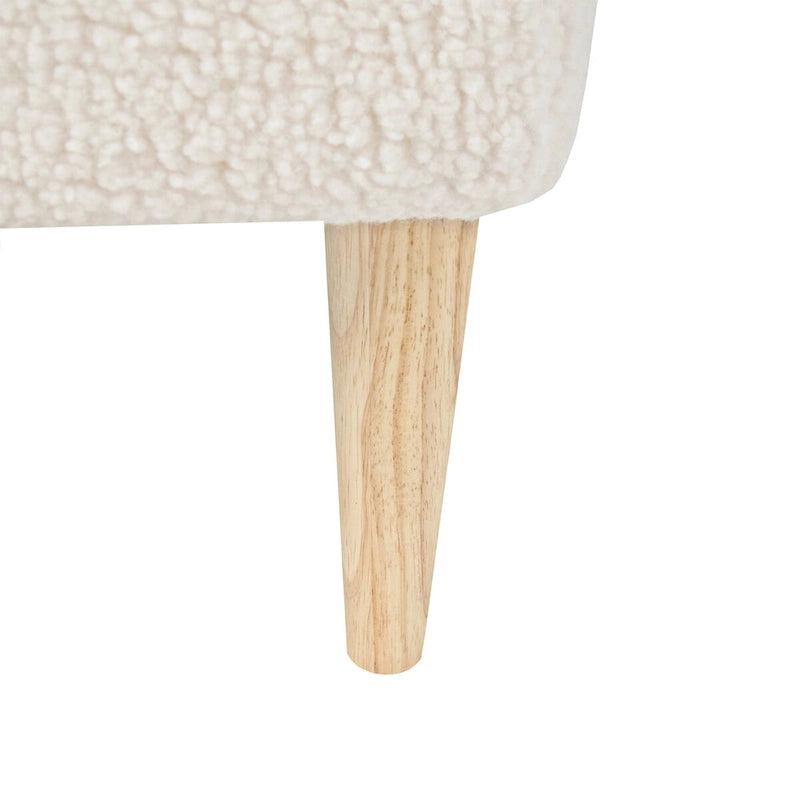 Pouf carré bouclé avec pieds en bois